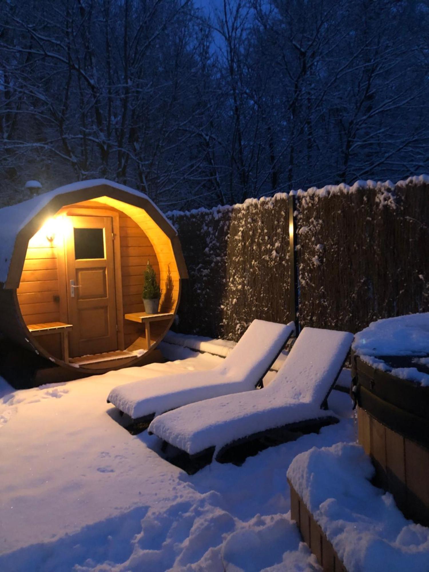 Au Bien-Etre A Deux Villa Spa Luaran gambar